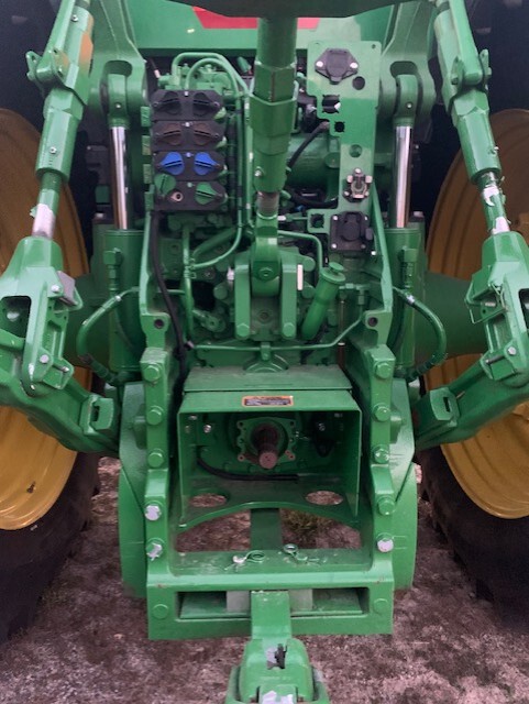 2024 John Deere 8R 250 Image 7