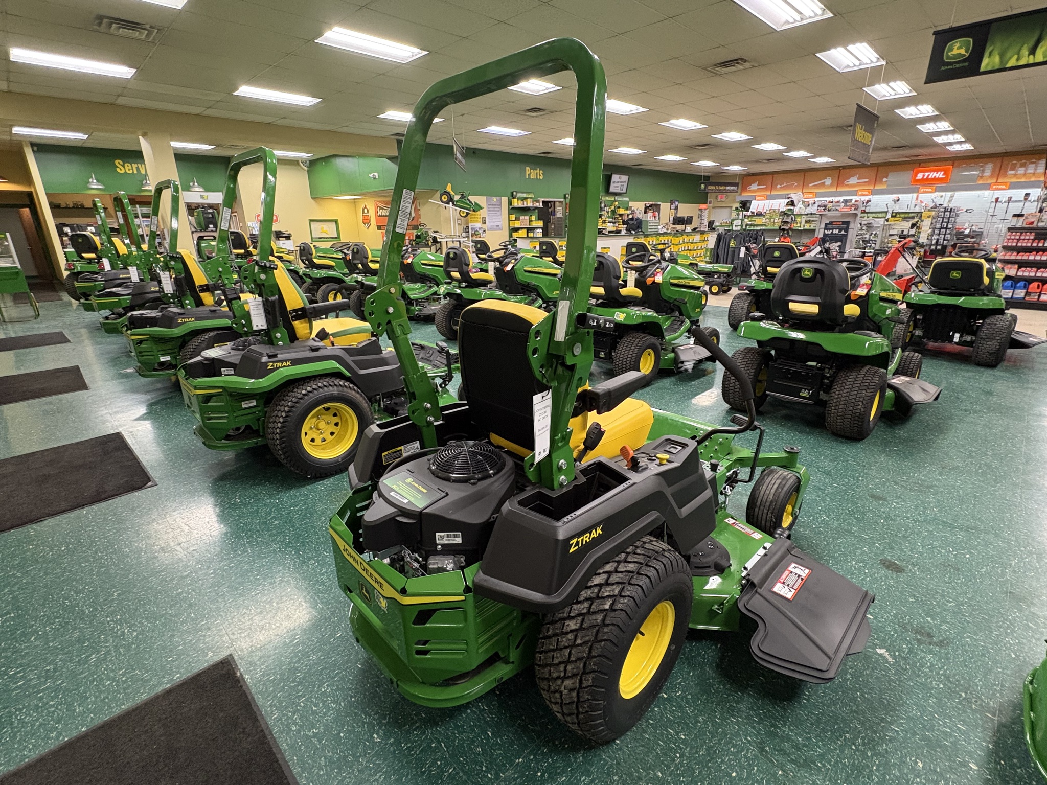 2026 John Deere Z530M Image 4