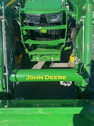 2022 John Deere 5100M