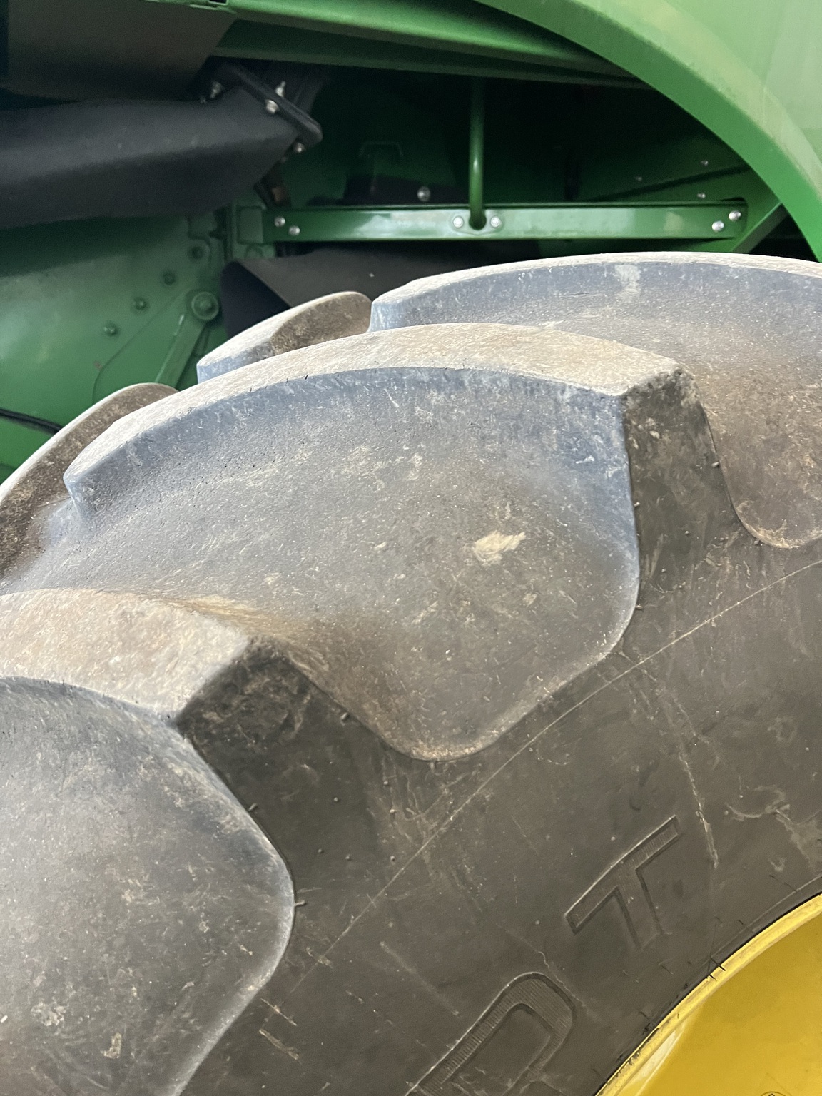 2017 John Deere S660 Image 3