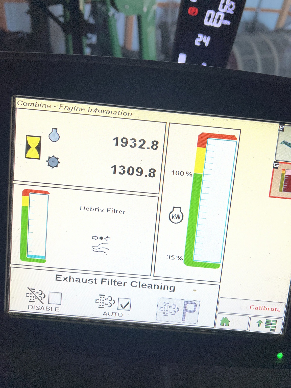 2017 John Deere S660 Image 25