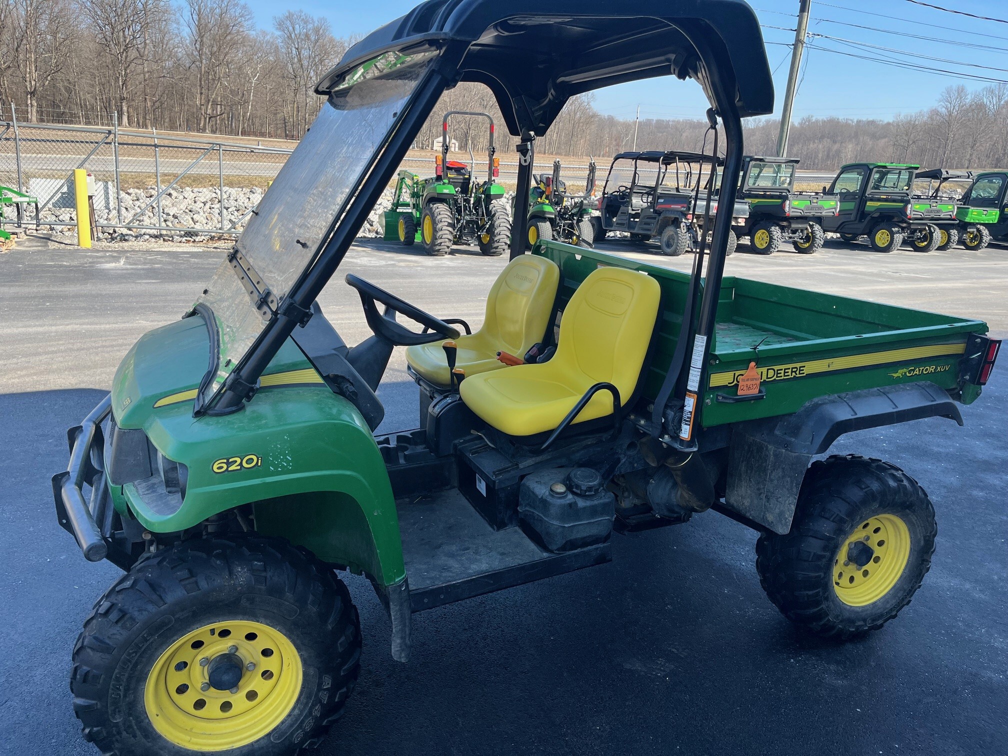 2010 John Deere XUV 620I GREEN Image 1