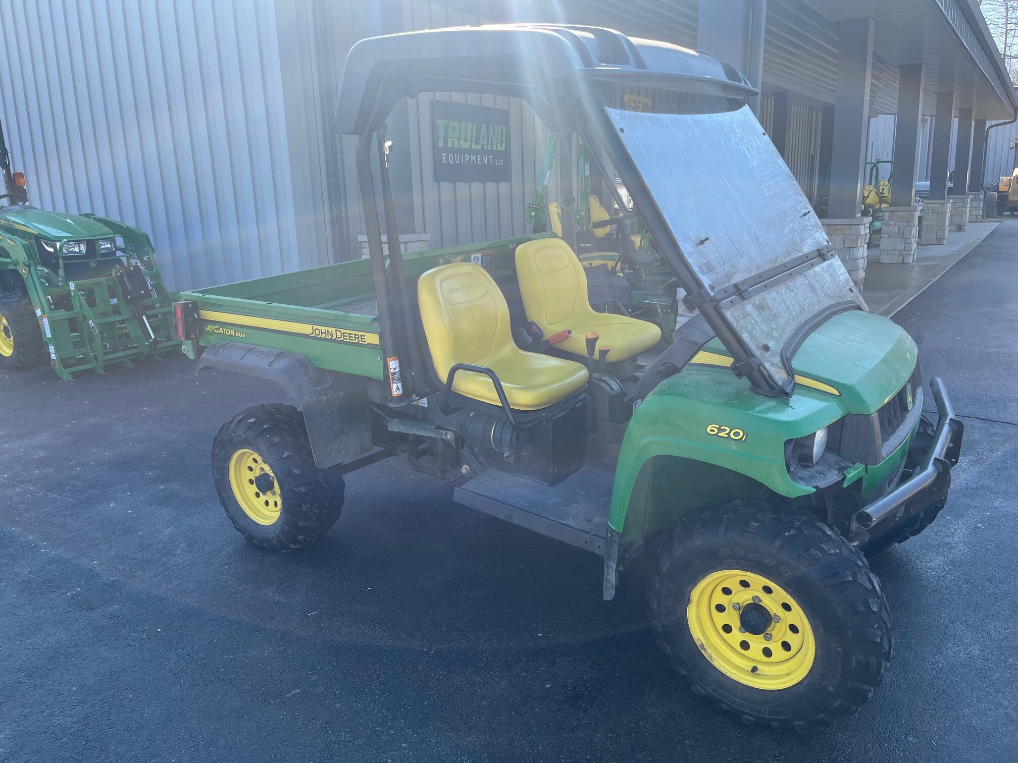 2010 John Deere XUV 620I GREEN Image 3