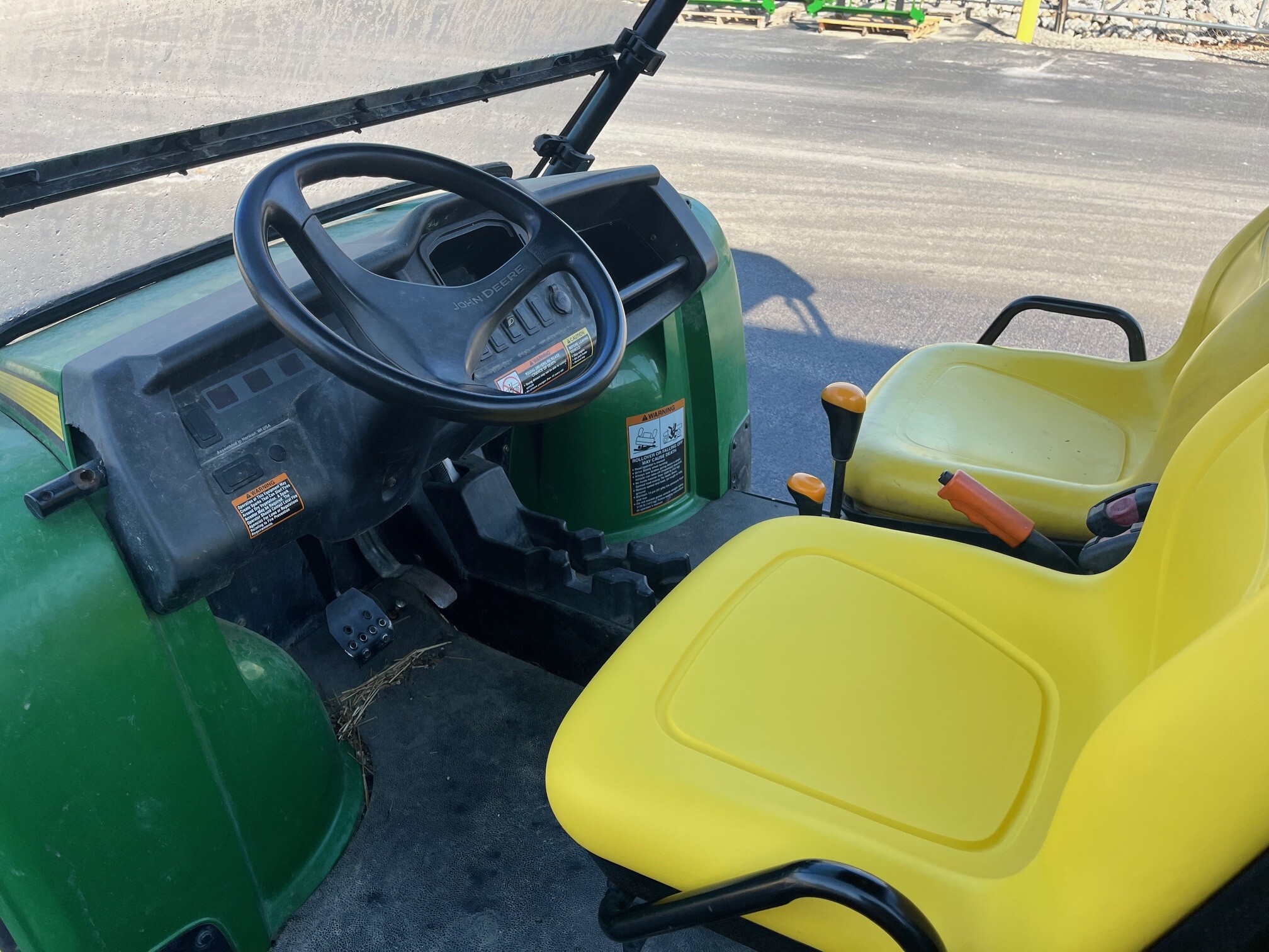 2010 John Deere XUV 620I GREEN Image 6