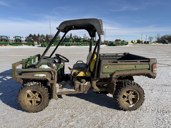 2017 John Deere 825i - Photo6