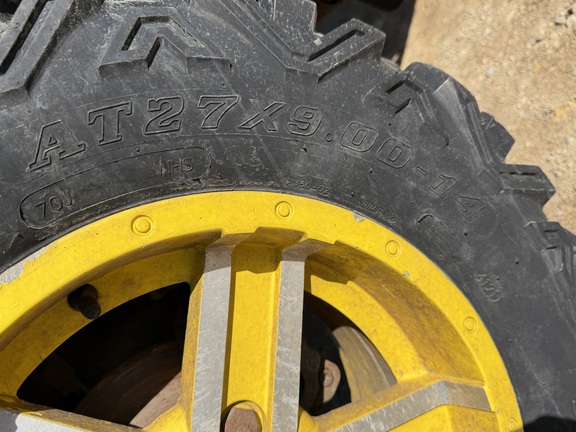 2017 John Deere 825i - Photo9