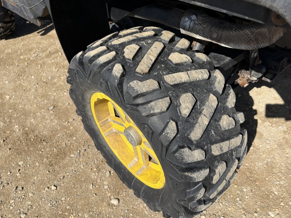 2017 John Deere 825i - Photo14