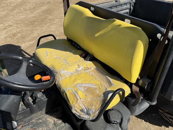 2017 John Deere 825i - Photo20