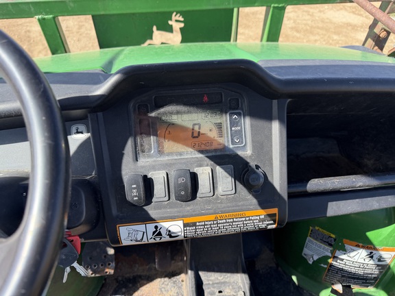 2017 John Deere 825i - Photo23