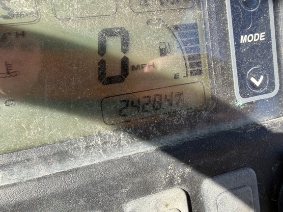 2017 John Deere 825i - Photo24