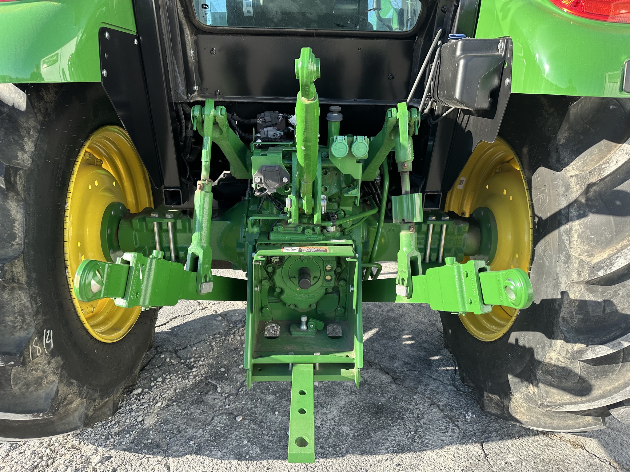  2023 John Deere 5075E at Heritage Tractor in Joplin, MO