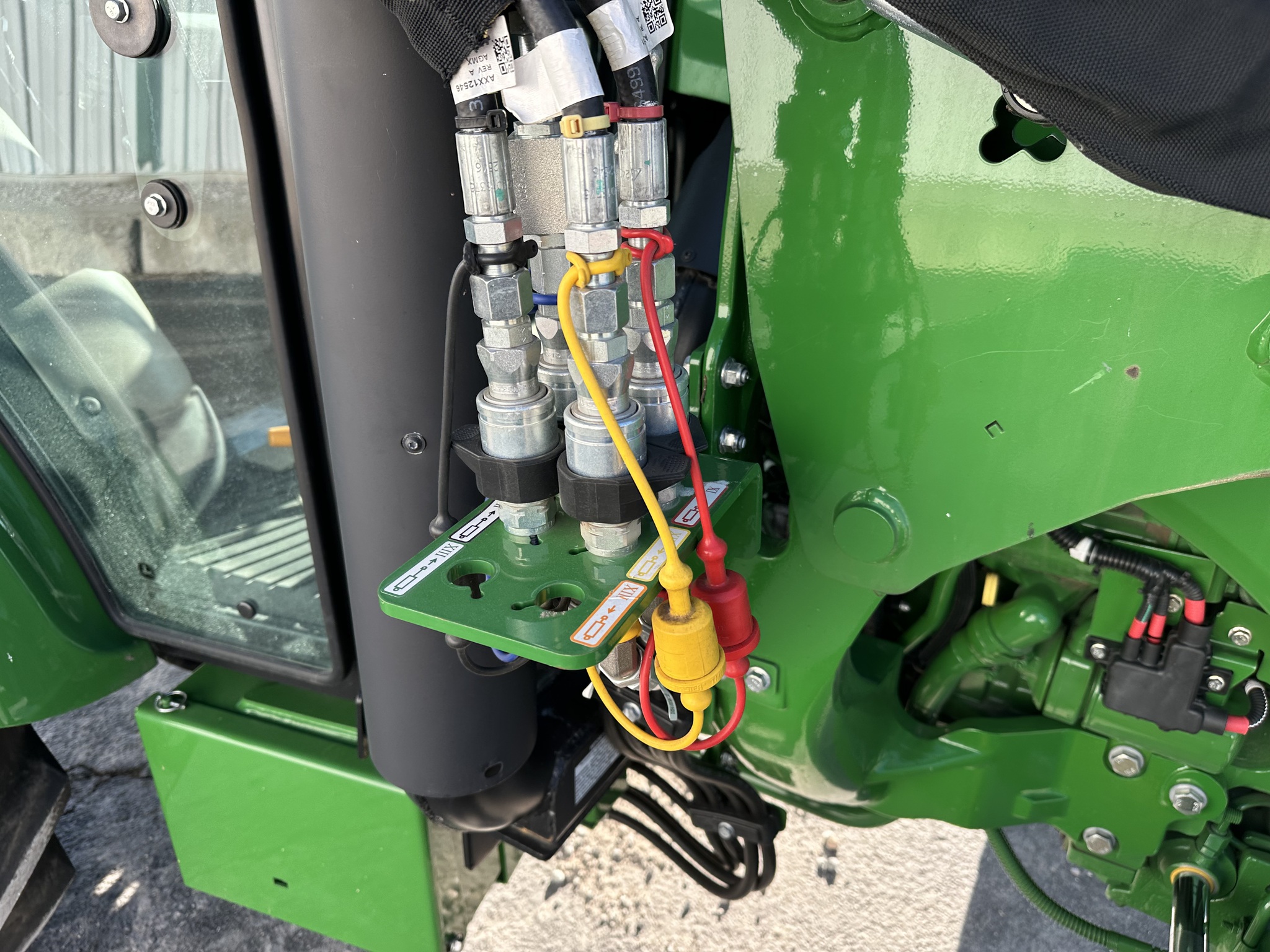  2023 John Deere 5075E at Heritage Tractor in Joplin, MO