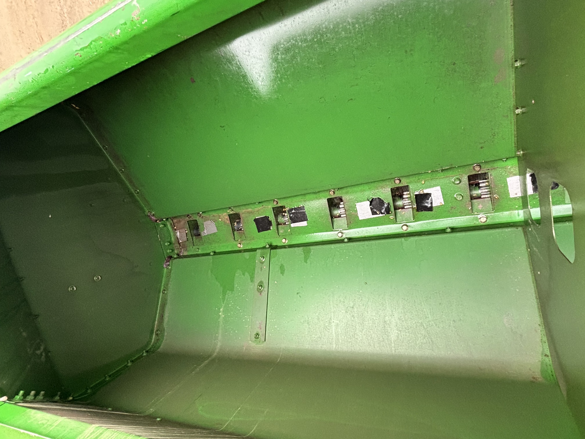 2001 John Deere 1560 Image 8