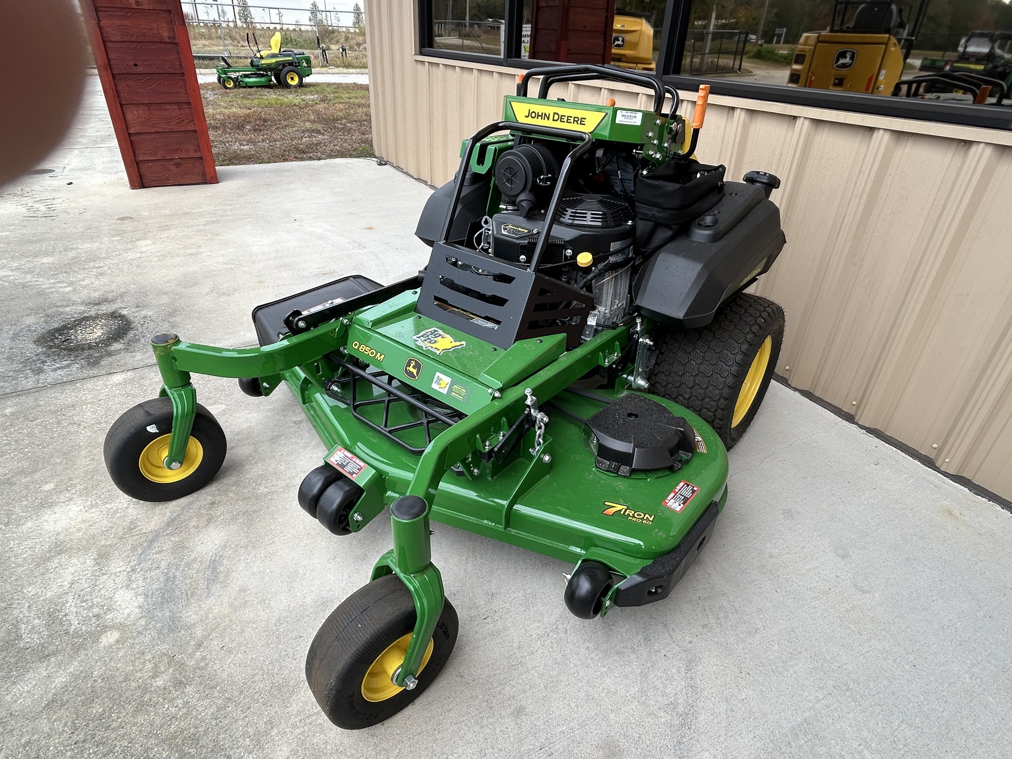 2026 John Deere Q850M 60