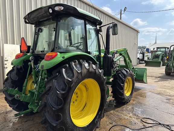 2022 John Deere 5100M Photo 4