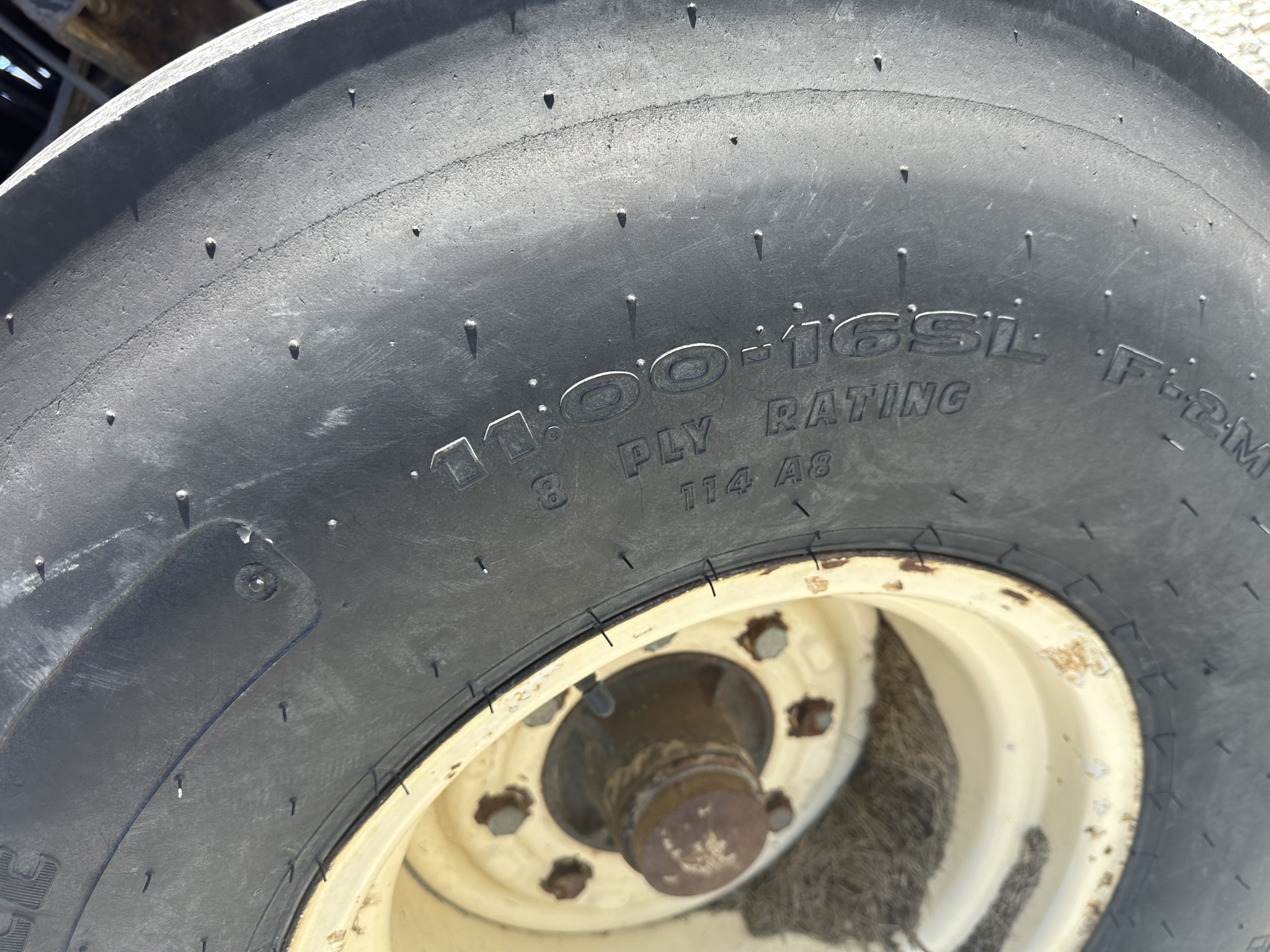 1985 Allis-Chalmers 8010 Image 11