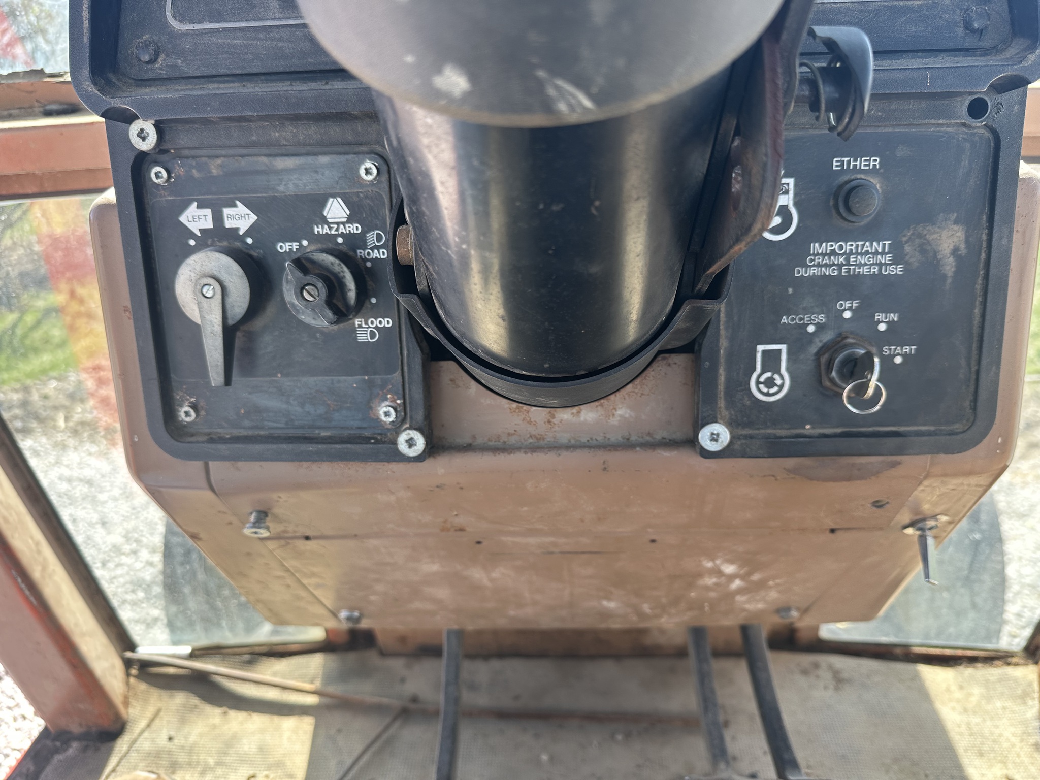 1985 Allis-Chalmers 8010 Image 22