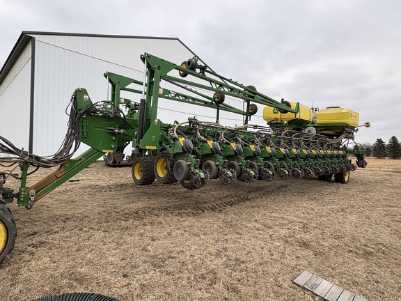  John Deere DB80