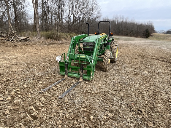 Photo of 2022 John Deere 5065E