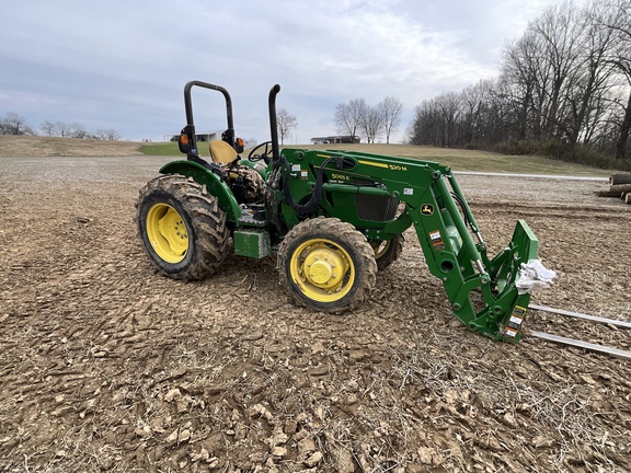 Photo of 2022 John Deere 5065E