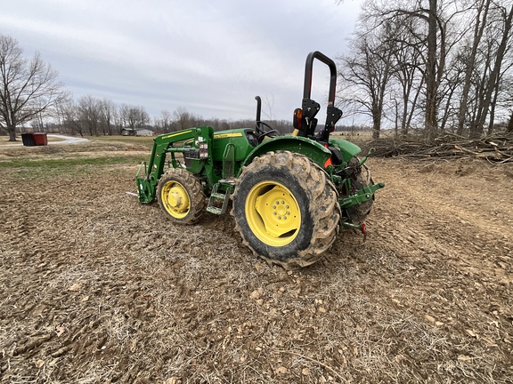 Photo of 2022 John Deere 5065E
