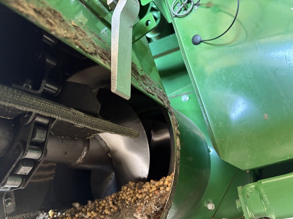 Photo of 2023 John Deere S780