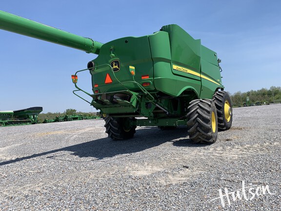 Photo of 2023 John Deere S780
