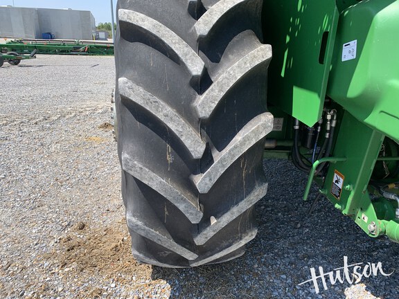 Photo of 2023 John Deere S780