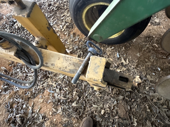 KBH Pull Type Nitrogen Applicator