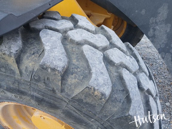 Photo of 2023 John Deere 304 G