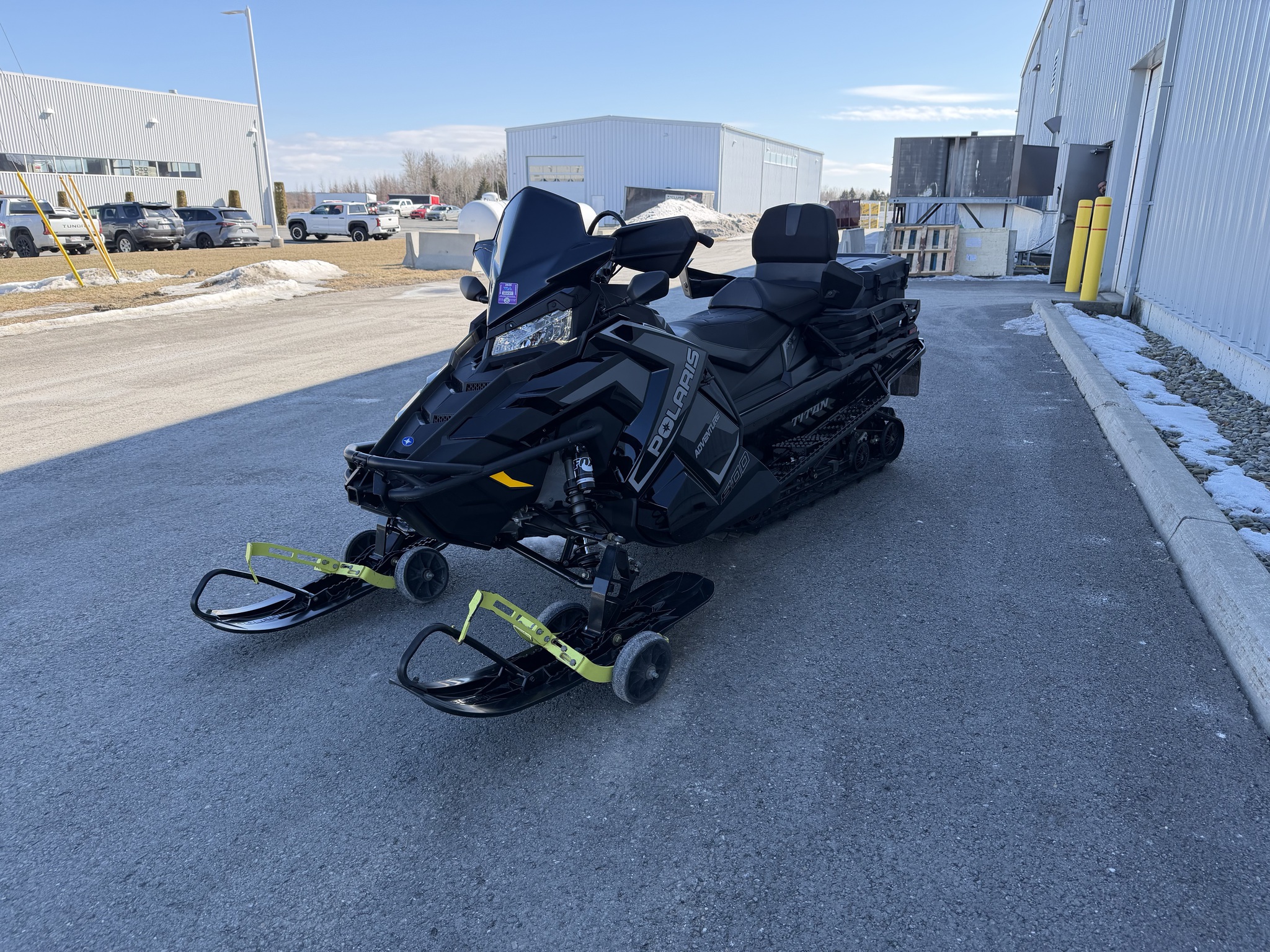 2023 Polaris Titan Adventure 800 155 ES Image 4