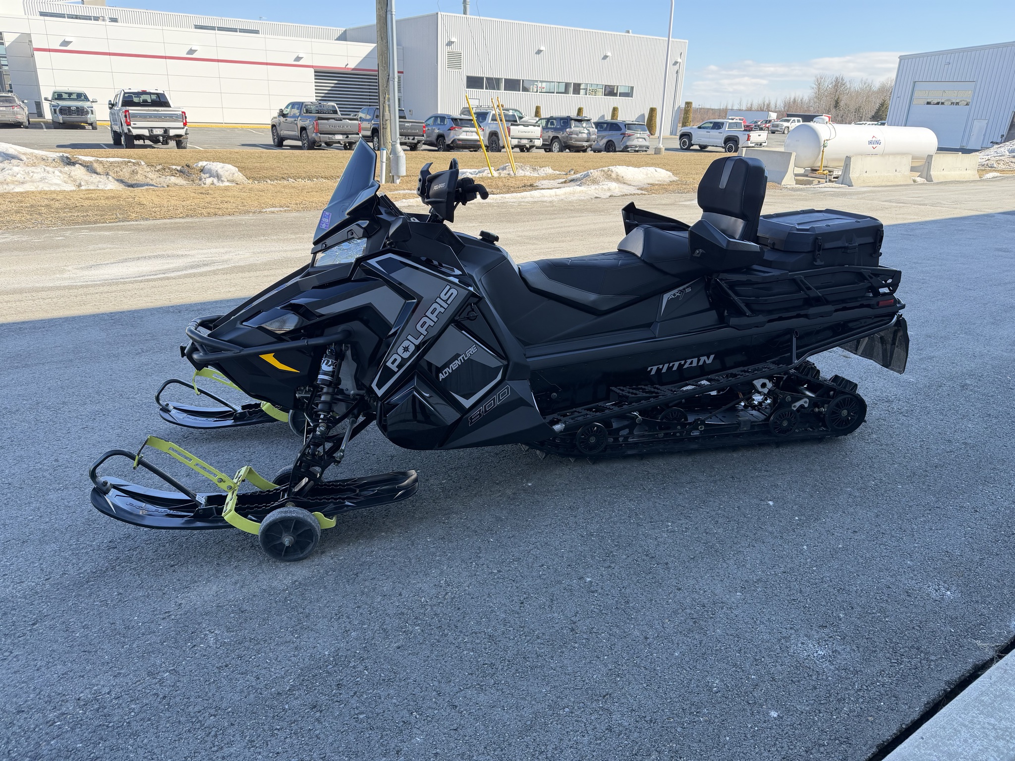 2023 Polaris Titan Adventure 800 155 ES Image 5