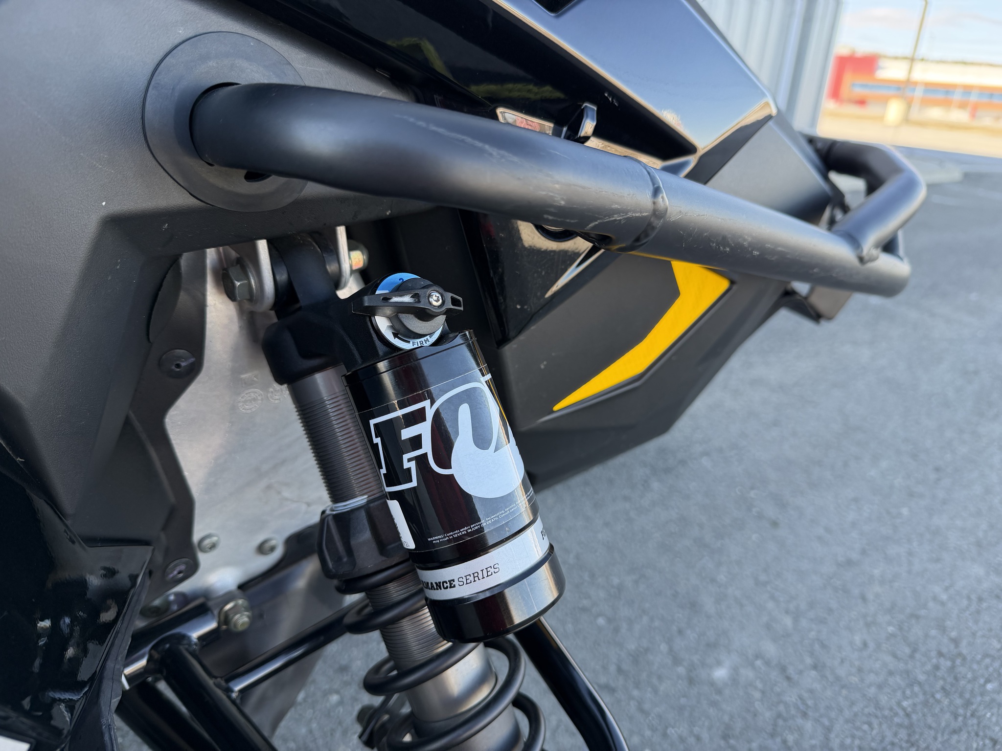 2023 Polaris Titan Adventure 800 155 ES Image 10