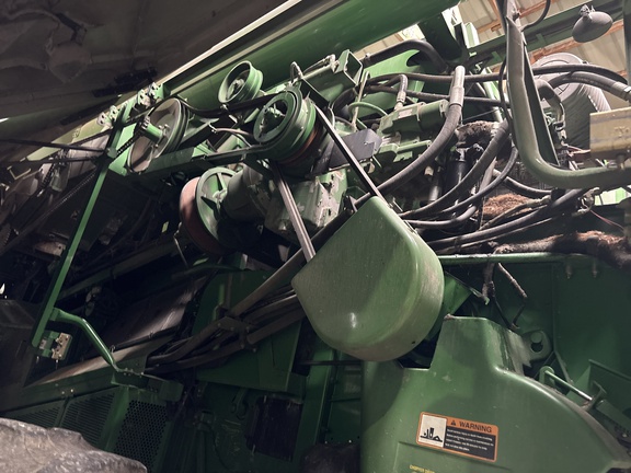 Used 2004 John Deere 9660 STS Combines at Koenig Equipment in Anna, OH - Photo4