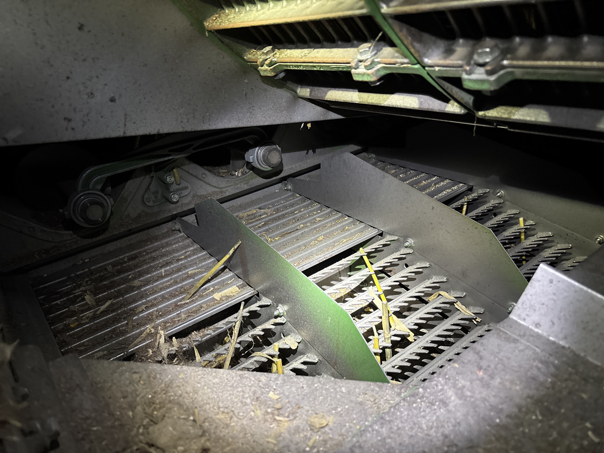 Used 2004 John Deere 9660 STS Combines at Koenig Equipment in Anna, OH - PhotoXL28