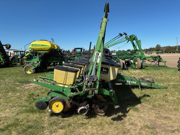 John Deere 7200 (2nd thumbnail)