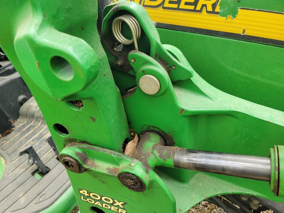 Photo of 2004 John Deere 4720
