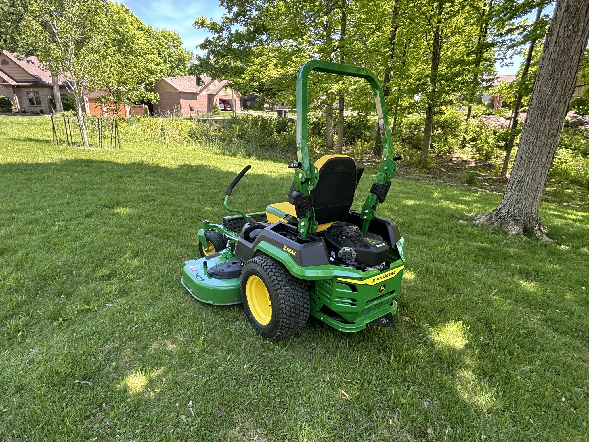 Used 2024 John Deere Z545R Zero Turn Mowers at Koenig Equipment in Tipp City, OH - PhotoXL4