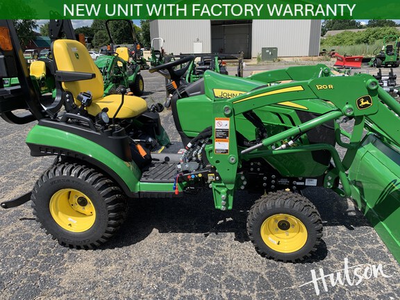Photo of 2026 John Deere 1025R