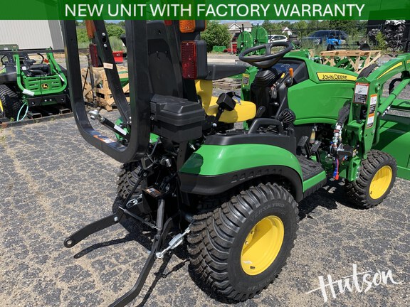 Photo of 2026 John Deere 1025R