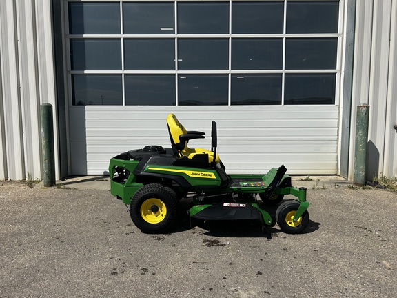 Used 2024 John Deere Z320R Zero Turn Mowers at Horizon Ag & Turf in Edmonton West, AB - Photo5