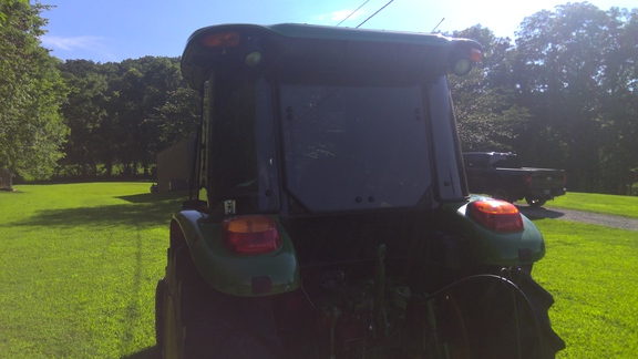 2023 John Deere 5075E