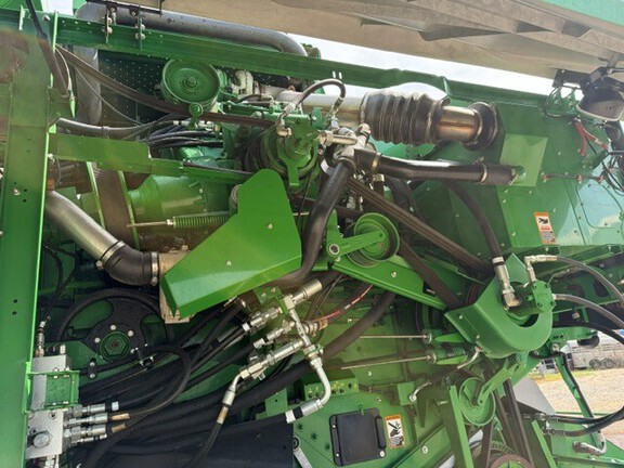 Photo of 2021 John Deere S780
