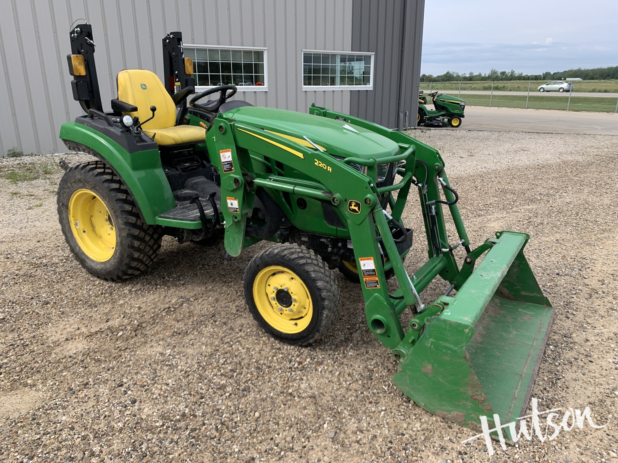 2023 John Deere 2038R