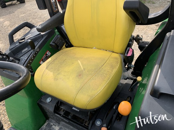 Photo of 2023 John Deere 2038R