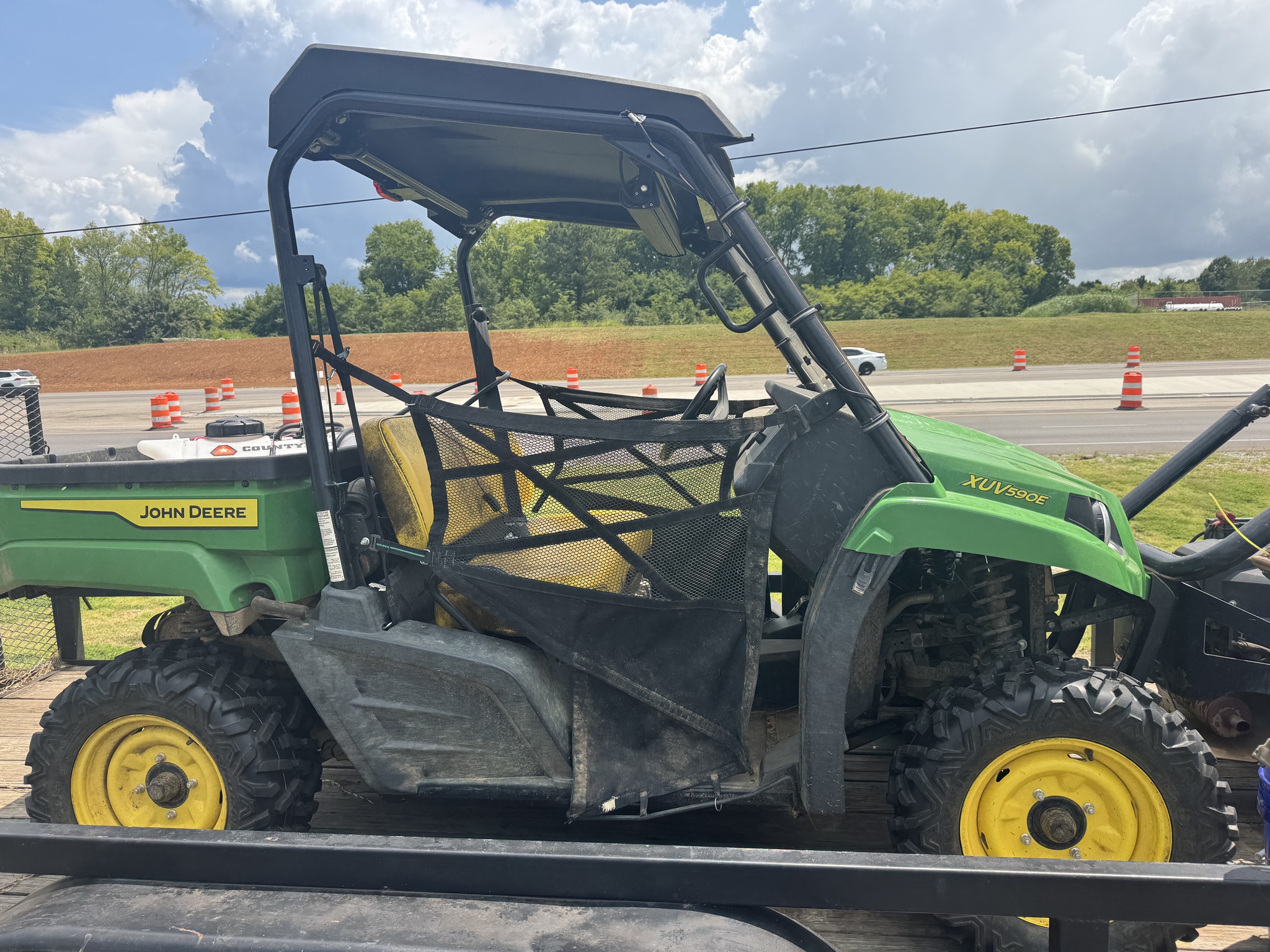 2021 John Deere XUV 590E