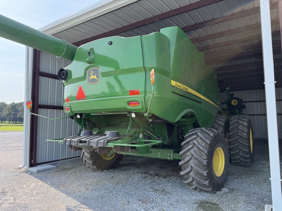 Photo of 2024 John Deere S780