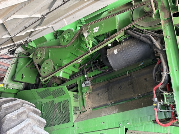 Photo of 2024 John Deere S780