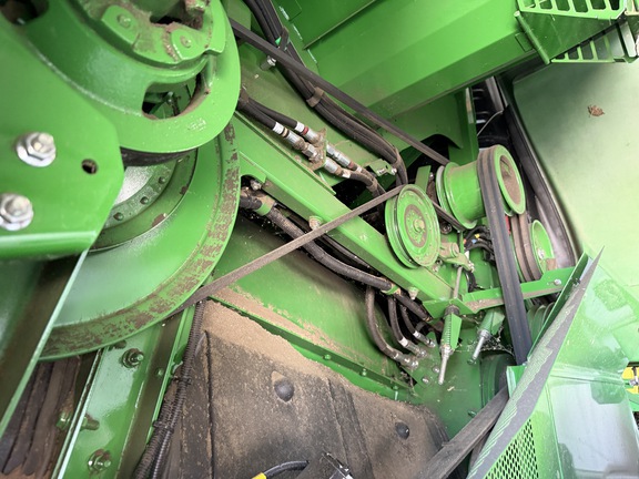 Photo of 2024 John Deere S780