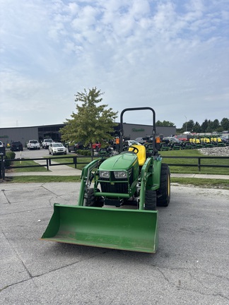 2022 John-Deere 3032E